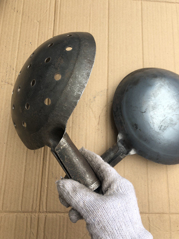 垂直铁瓢水瓢泥浆挖土饲养水舀工业铁勺汤勺其它工具