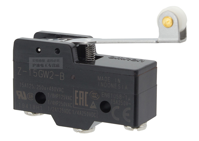 进口正品omron欧姆龙行程限位微动开关低压开关柜