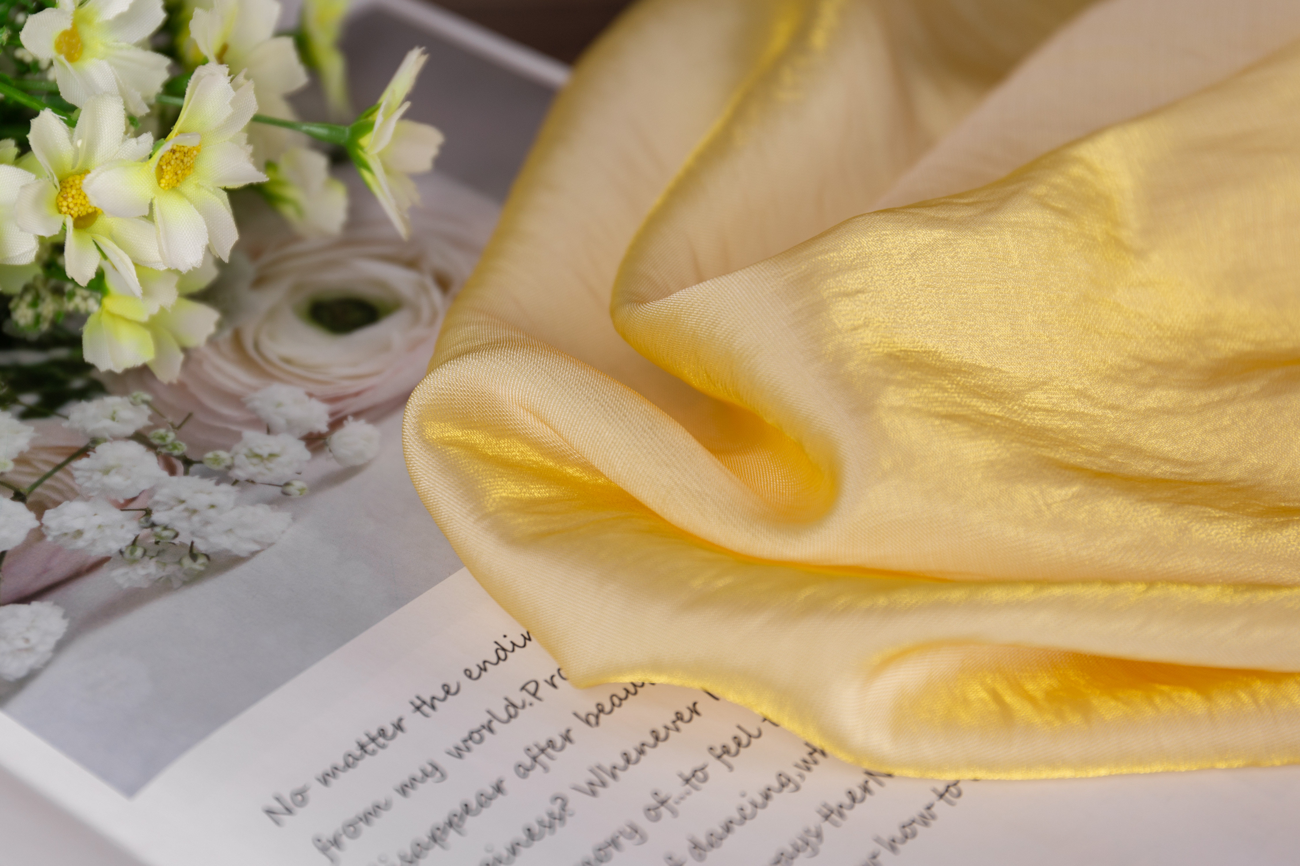 鹅黄黄色醋酸琉璃丝绸渐变面料高档衬衣汉服海绵垫