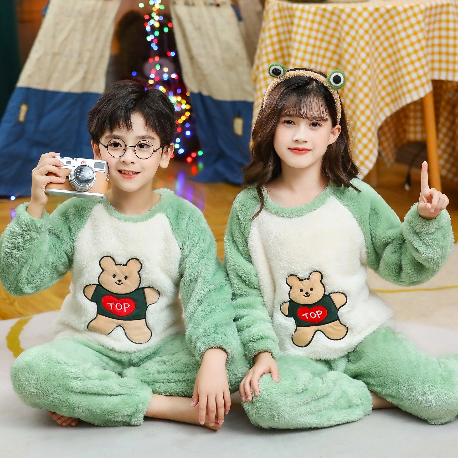 豆绿儿童睡衣秋冬法兰绒加厚女孩宝宝珊瑚瑚绒家居服套装