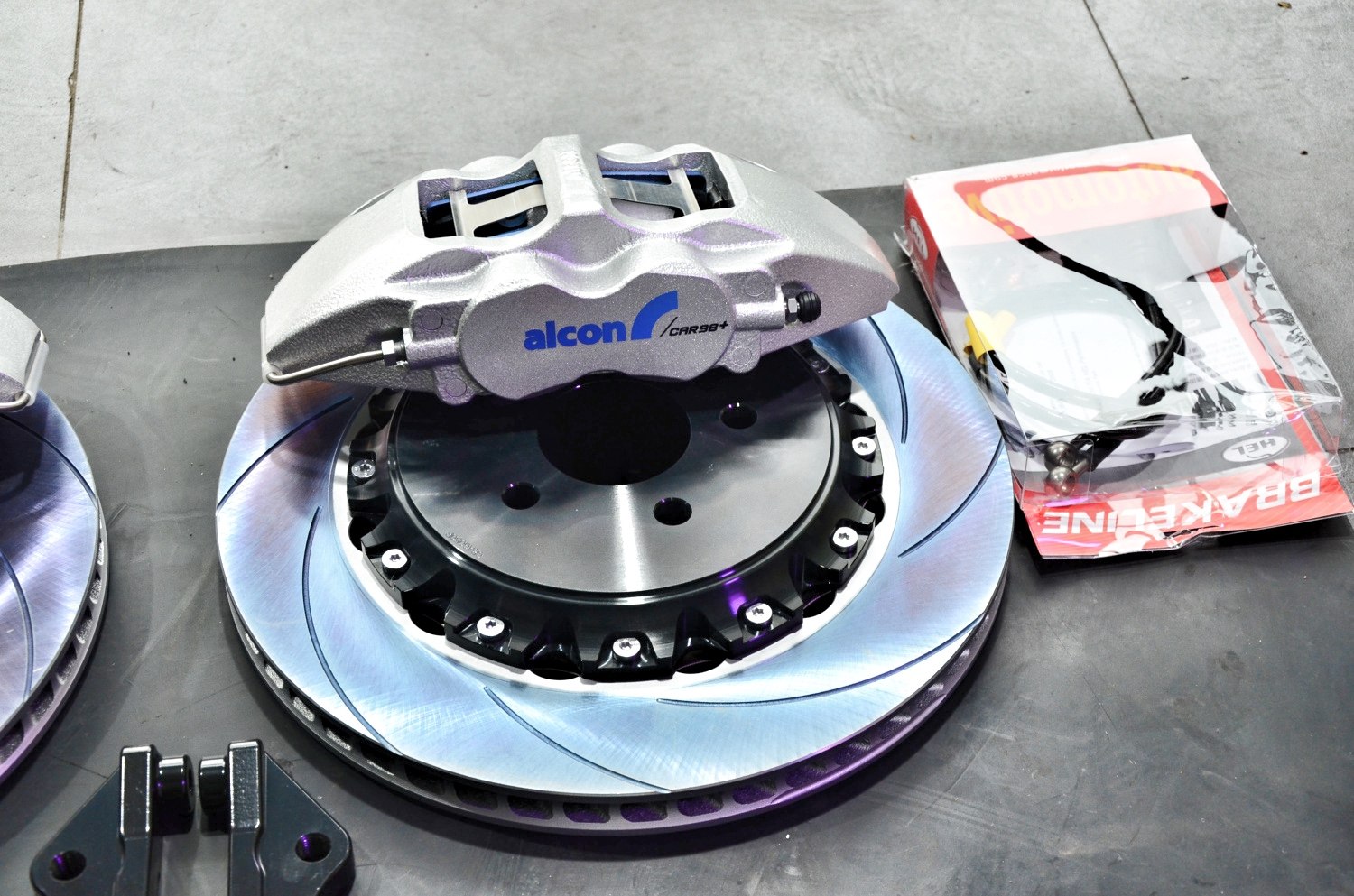 改装威霆奥康alcon活塞卡钳car97刹车belfe刹车卡钳