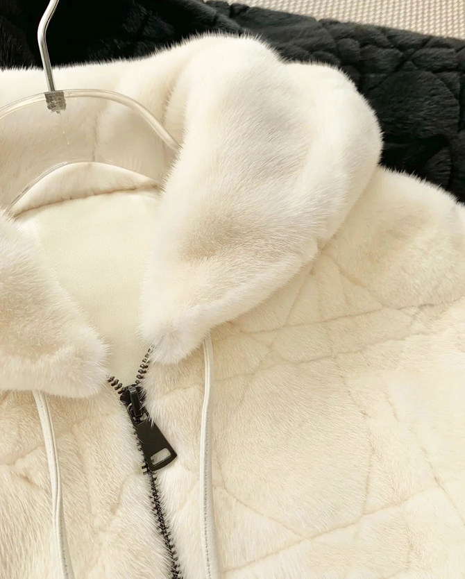 珍藏贵妇皮草名媛千金可以一辈子藤格天鹅绒水貂皮草