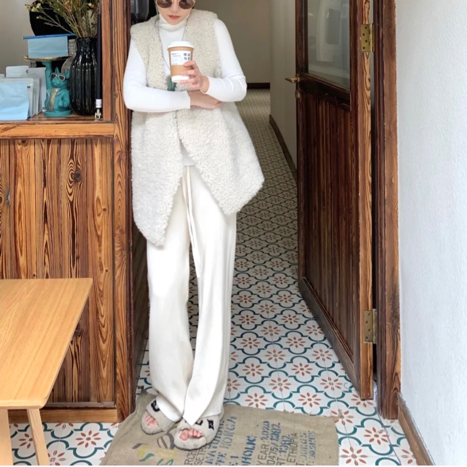 白色条纹针织阔腿裤子女高腰显瘦直筒垂感拖地裤2021年毛线裤秋冬