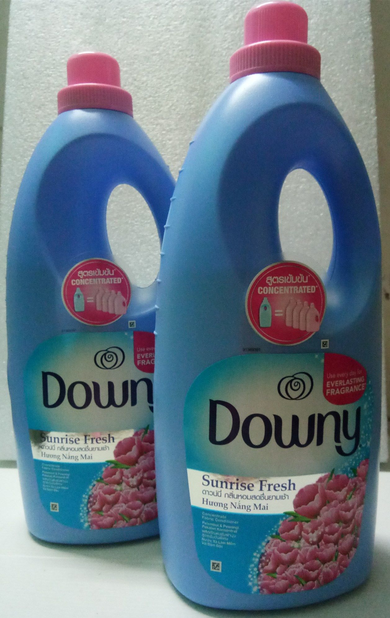 新包装柔顺瓶包18lx2护理衣服衣物downy当妮现货衣物柔顺剂