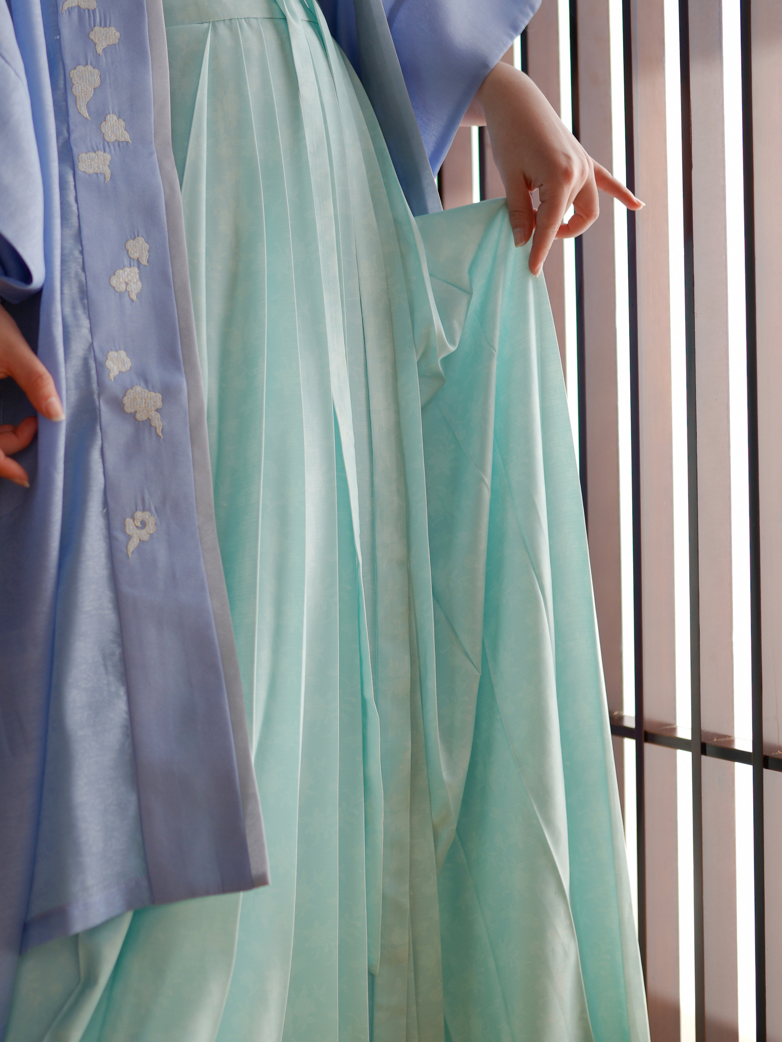 榴开百子之羽裳汉百迭裙马面裙两片裙印花原创汉服