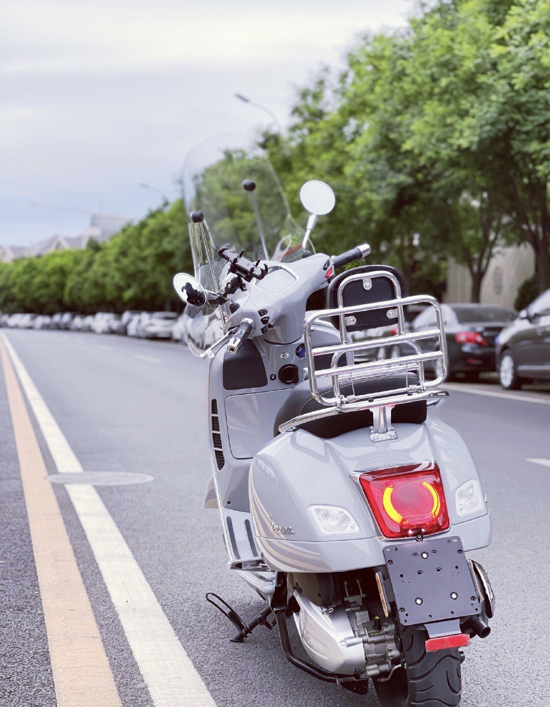 比亚乔vespa维斯配件冲刺150gts300改装折叠背后尾架摩托车车架