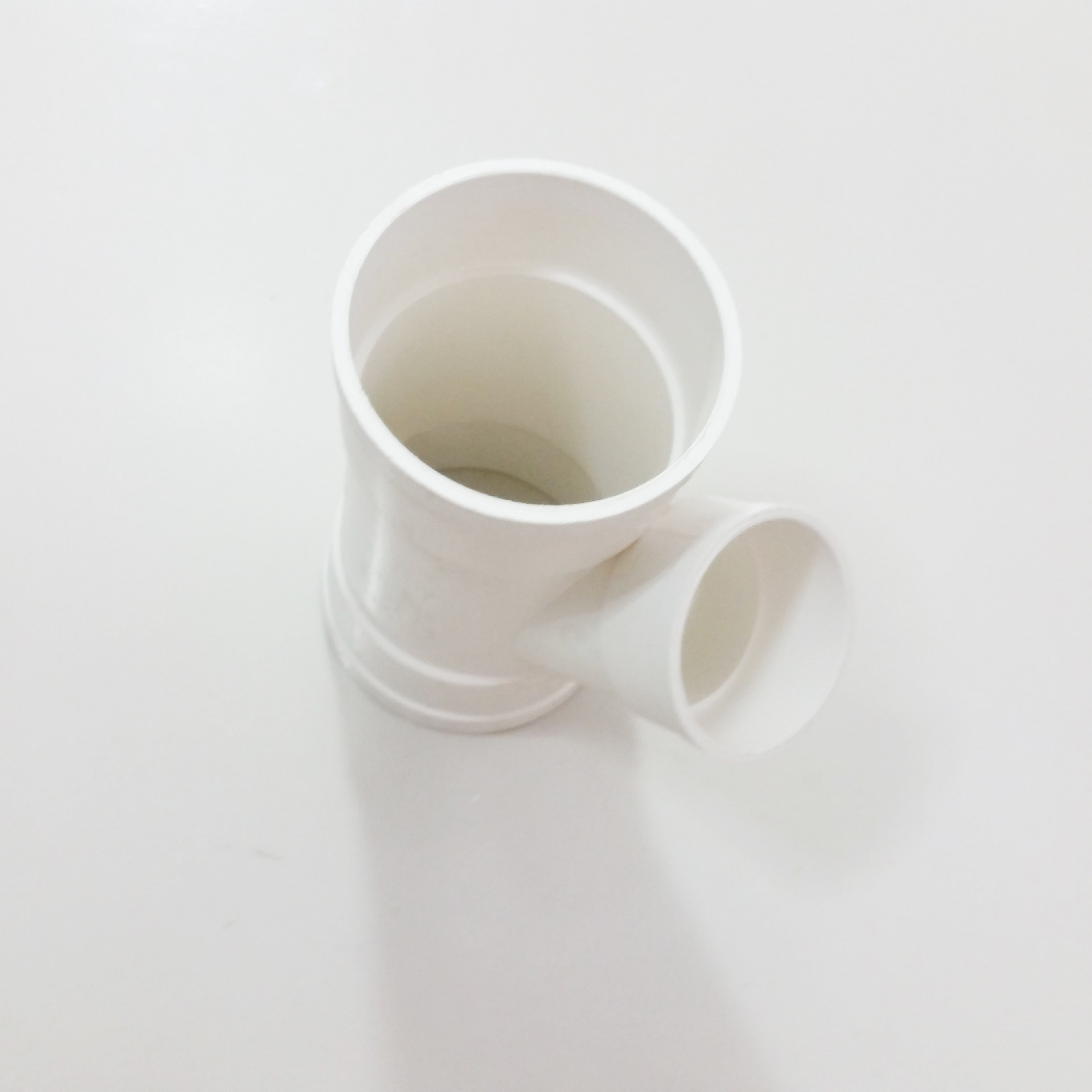 外墙水管pvc三通雨水配件落水排水管upvc管