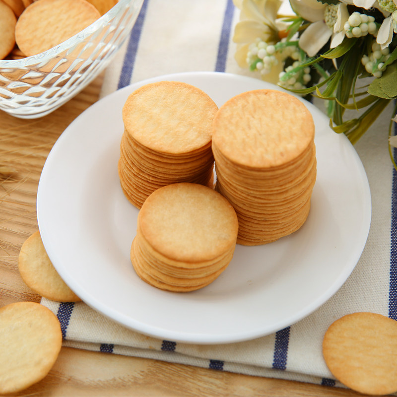 舞粮香葱鸡片薄饼干独立包装小时候的饼干香脆多口味零食整箱3斤