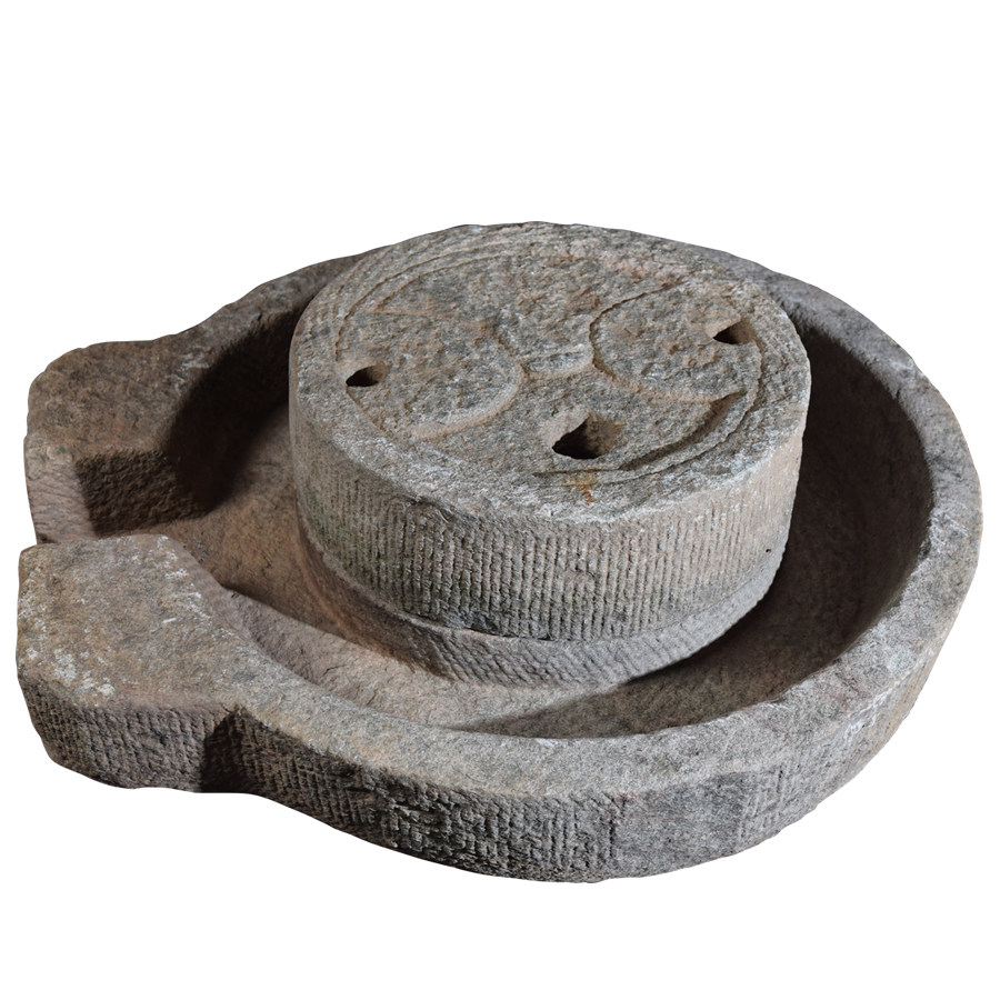 老旧石磨农村回收旧石器磨盘流水摆件石槽鱼缸石雕