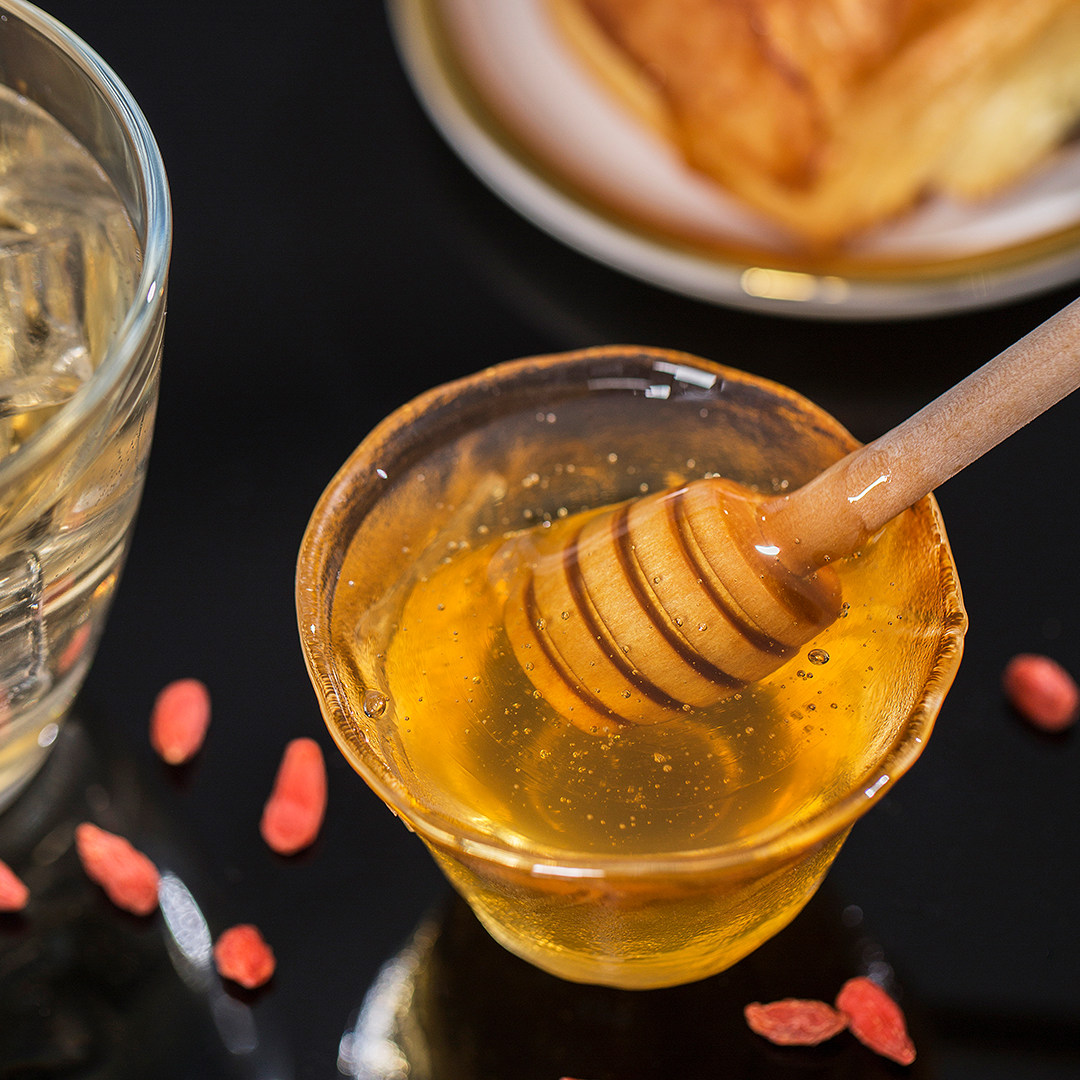 枸杞蜂蜜450g700g1130g北京同仁堂百花蜜天然结晶瓶装蜂蜜原产