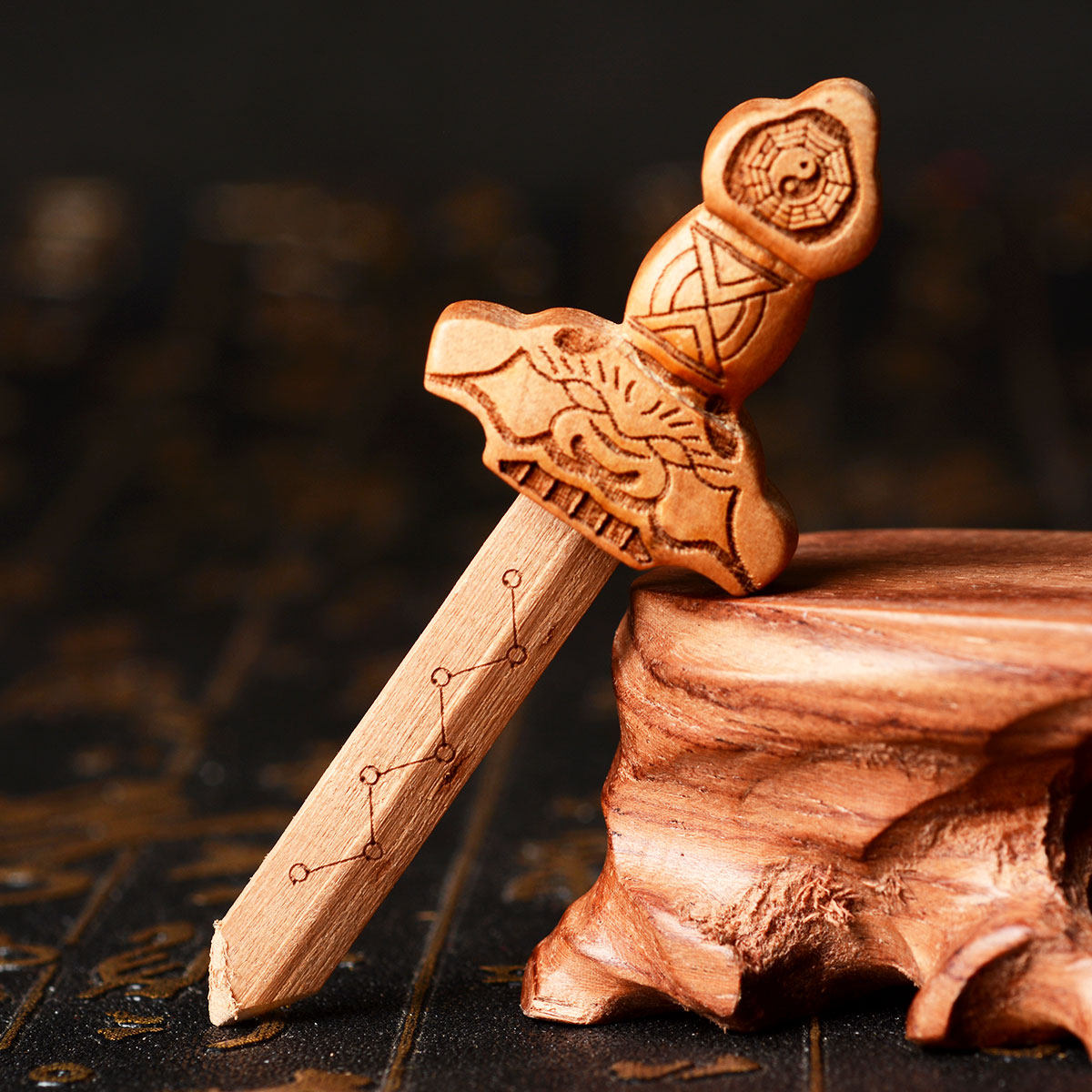 挂件风水阁泰山山桃木剑居家桃木雕刻随身佩戴木雕