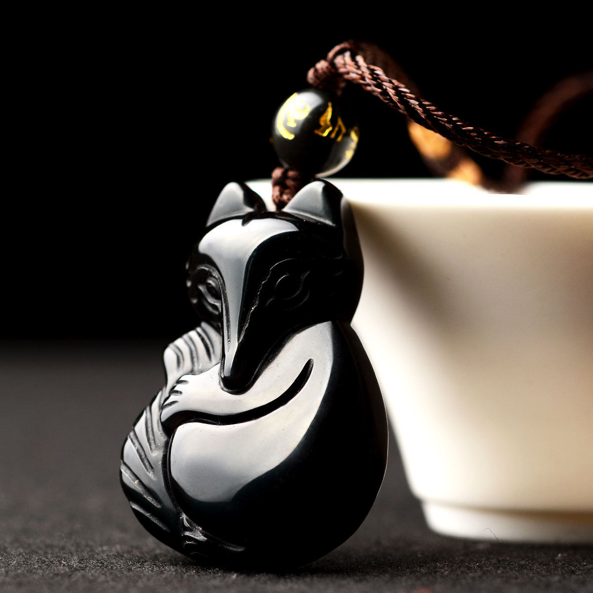 风水阁黑曜石狐狸吊坠 狐狸项链 时尚简约饰品 情侣项链