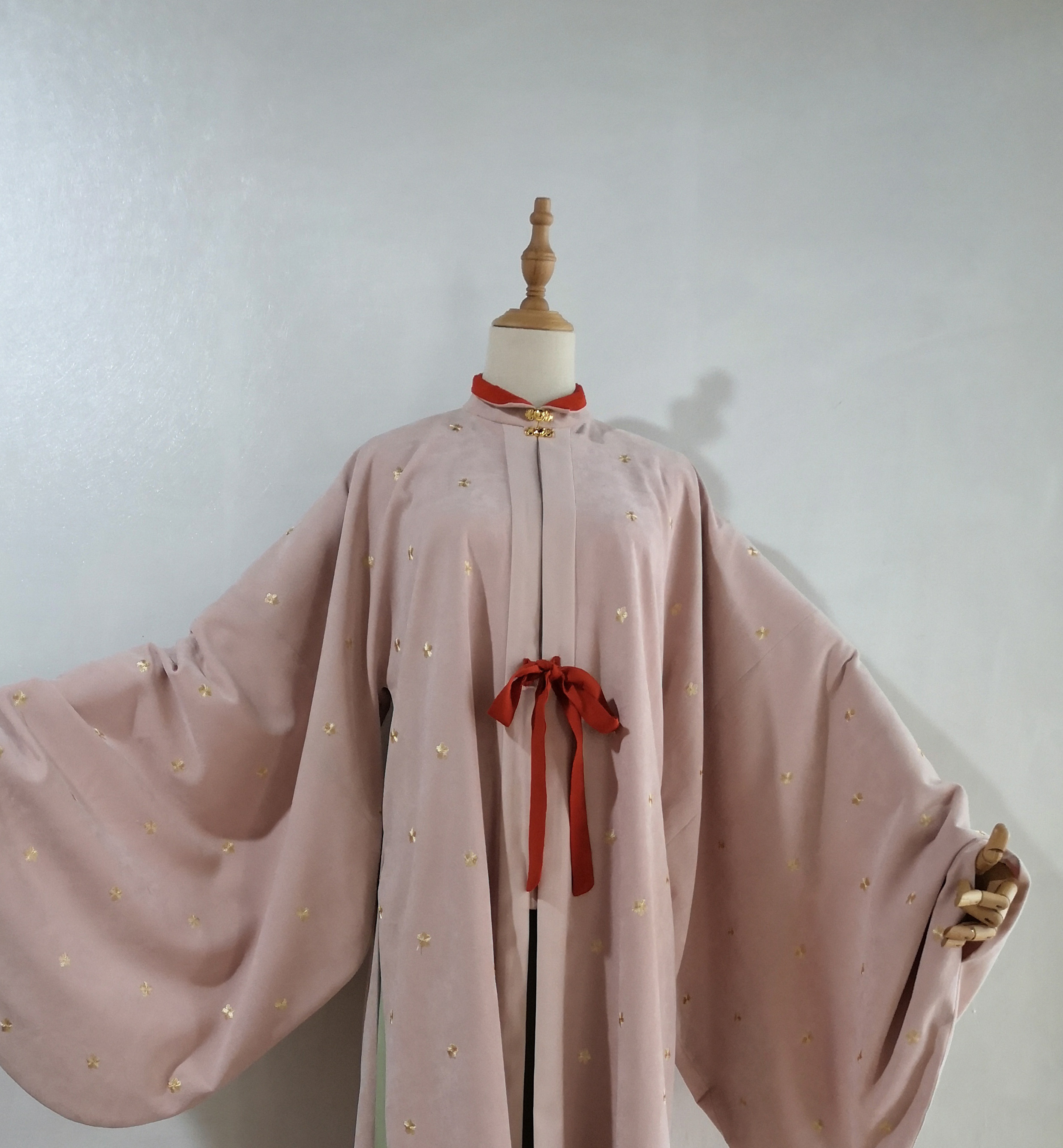 洢锦条绒藕粉粉色立领对襟长袄明制汉服琵琶汉服定制