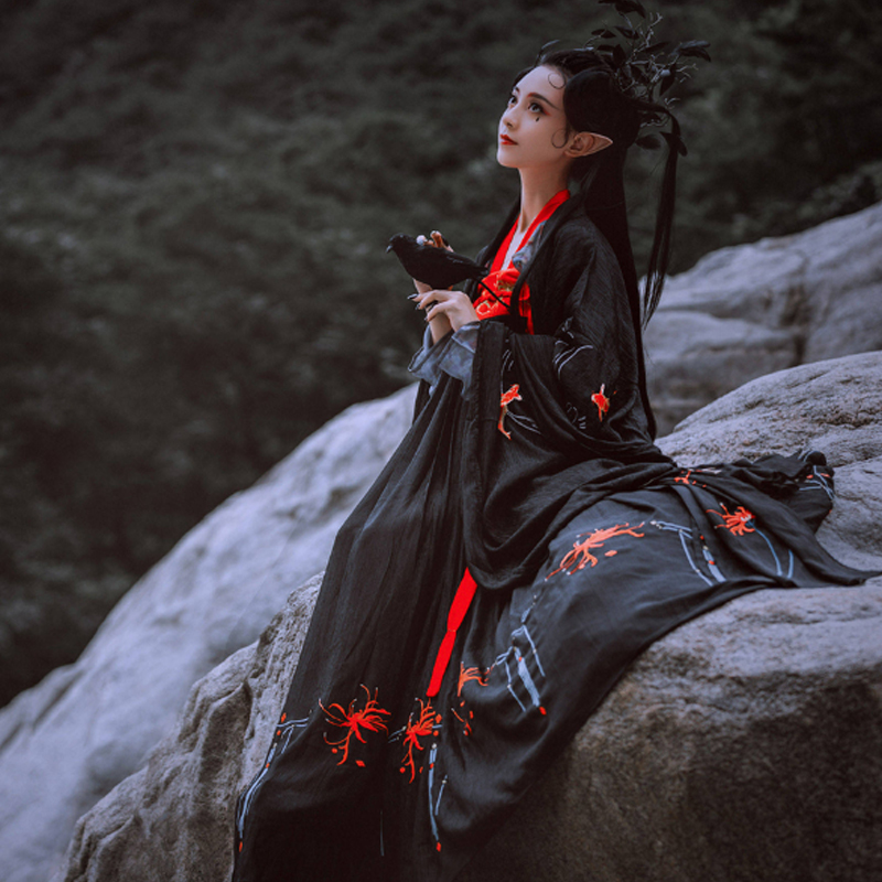 彼岸花汉服 黑红图片