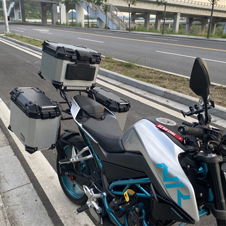 适用于春风nk250铝合金边箱mt650gt400尾三箱150侧后备箱改装途者