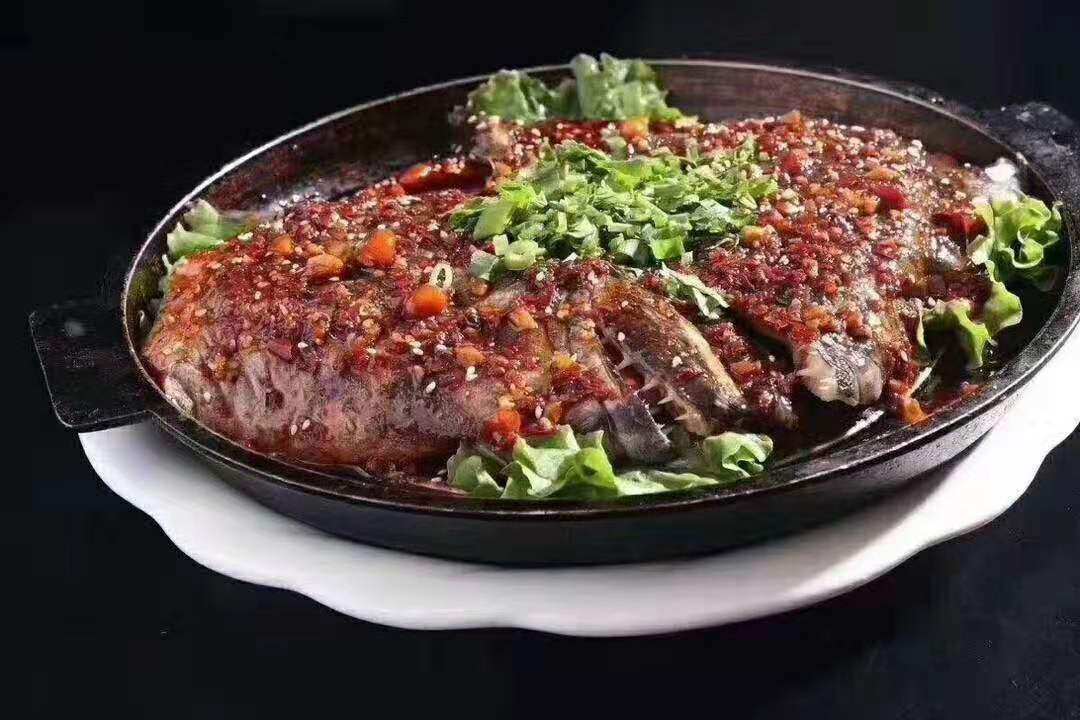 俄罗斯进口野生鱼头1000克淡水鱼类