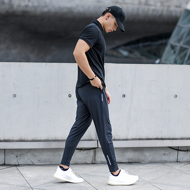 Sports casual fitness trousers Slim thin running light breathable stretch summer bundles small foot pants fitness pants Sports casual fitness trousers Slim thin running light breathable stretch summer bundles small foot pants fitness pants