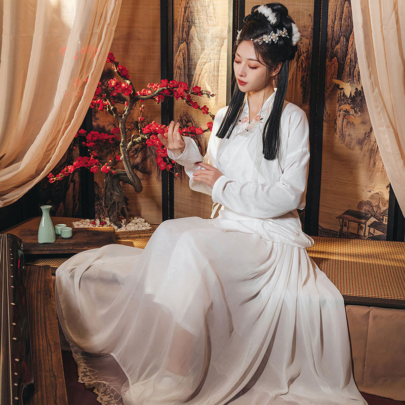 潇湘原创汉服女传统中裤日常衬裙白色刺绣中衣汉服