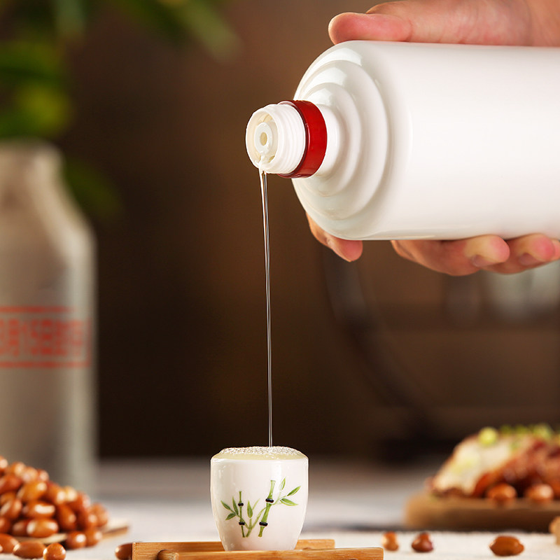 醉臣酒业2015封存53度香型白酒整箱6瓶装国产白酒