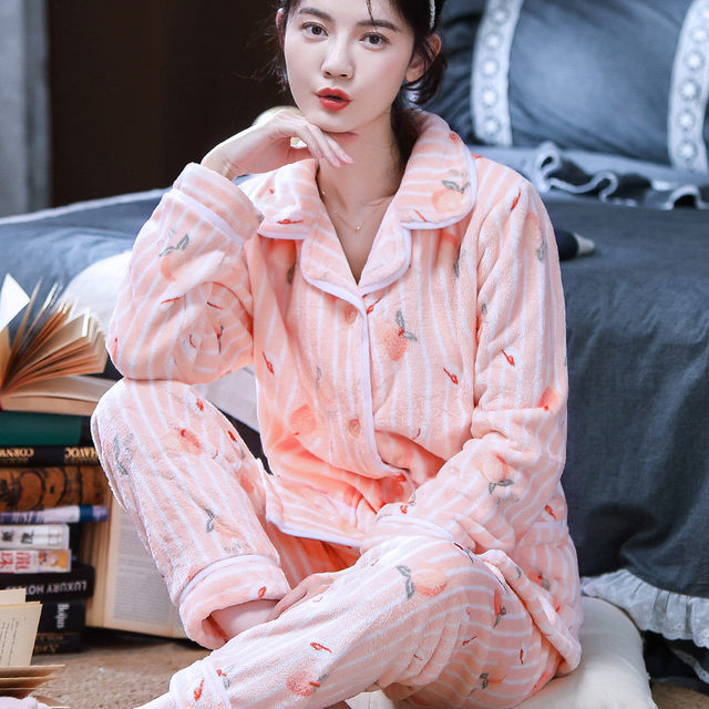 Korean version of flannel pajamas women autumn and winter coral velvet thickening plus velvet spring and autumn suit winter cute home service winter Korean version of flannel pajamas women autumn and winter coral velvet thickening plus velvet spring and autumn suit winter cute home service winter