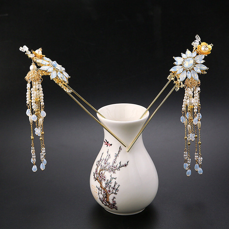 头饰秀禾新娘汉服新款复古古装金色套装浅色发饰