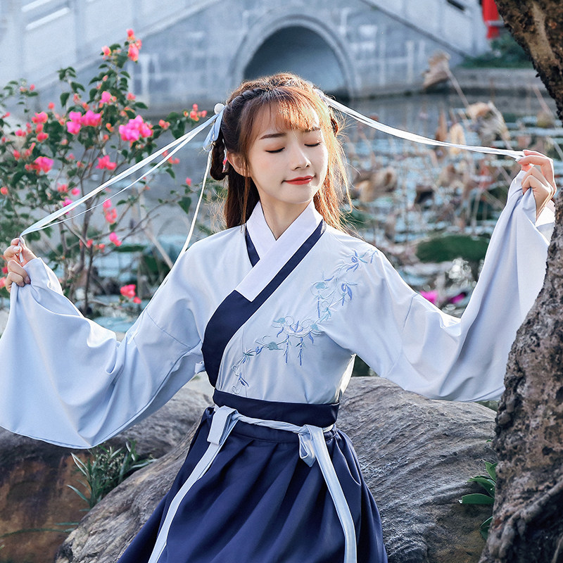 秋冬季汉服女装古装明制交领琵琶袖广袖襦裙民族风学生成人演出服