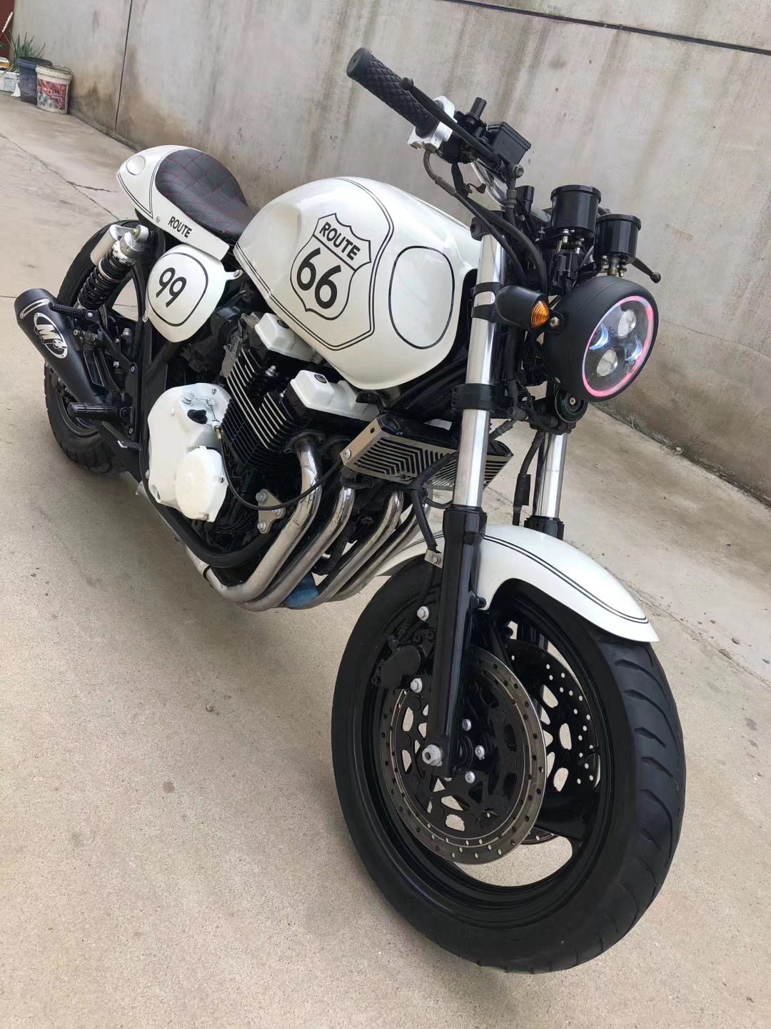 进口本田cb400改装宝马拿铁街车雅马哈xjr四缸复古水冷重机摩托车