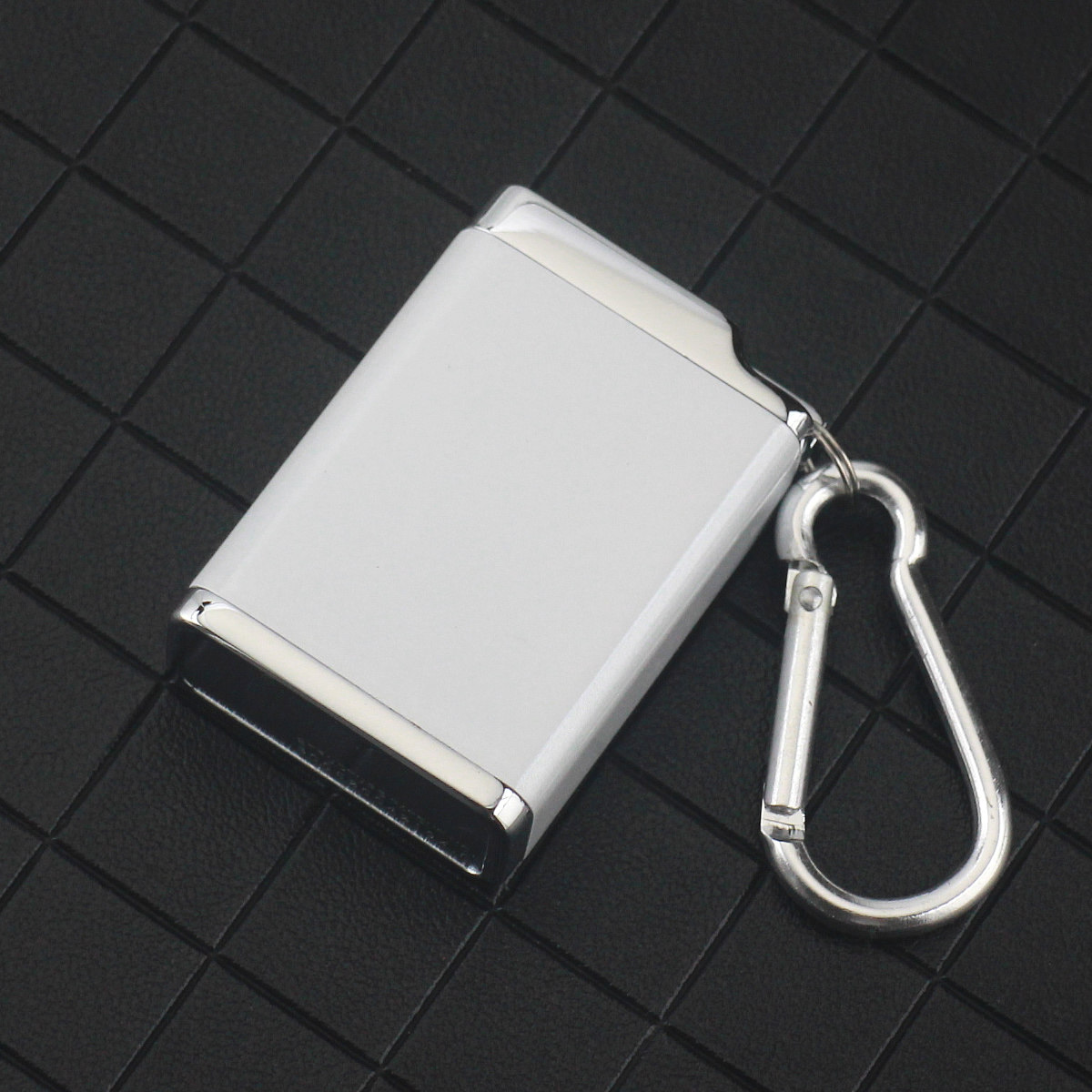 随身烟灰缸便携式创意烟灰盒带盖口袋烟灰缸迷你户外旅游旅行神器