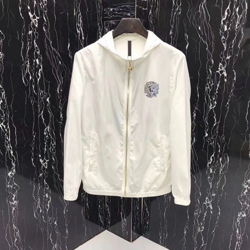 瓦萨琪春秋新品男外套美杜莎印花青年休闲连帽防晒薄款风衣夹克潮