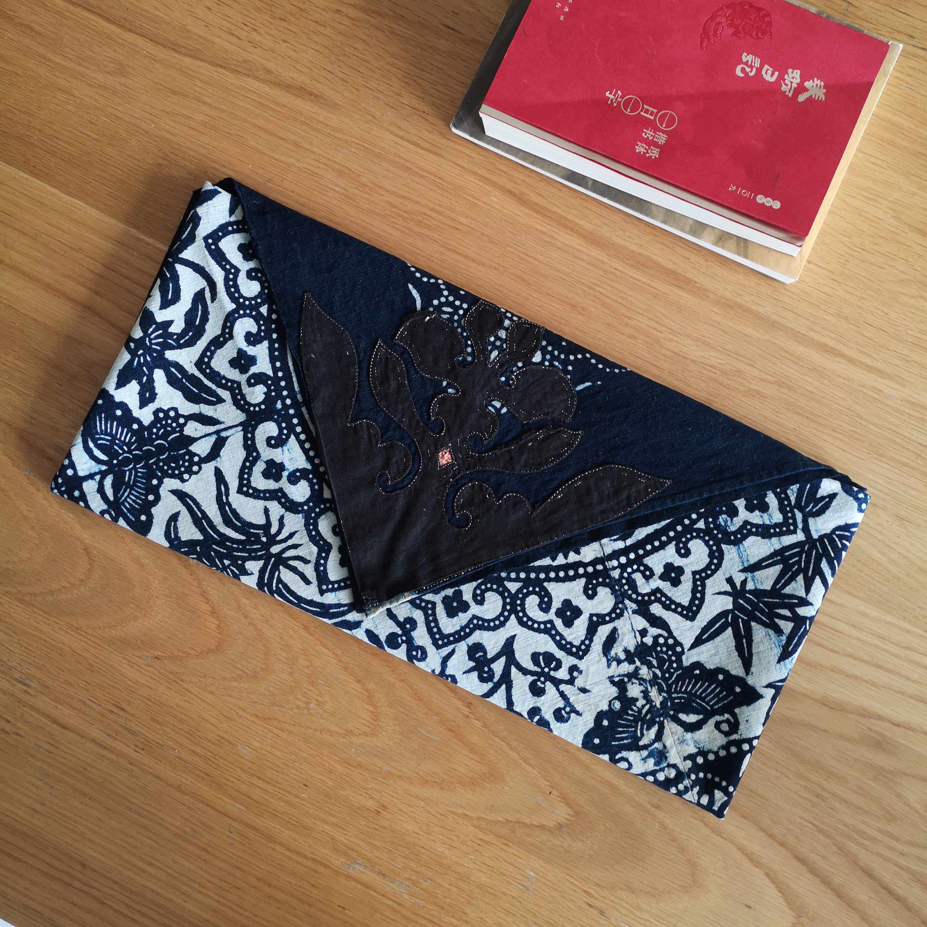 民国江南蓝底青花花布桌旗染品物件茶室民宿摆件