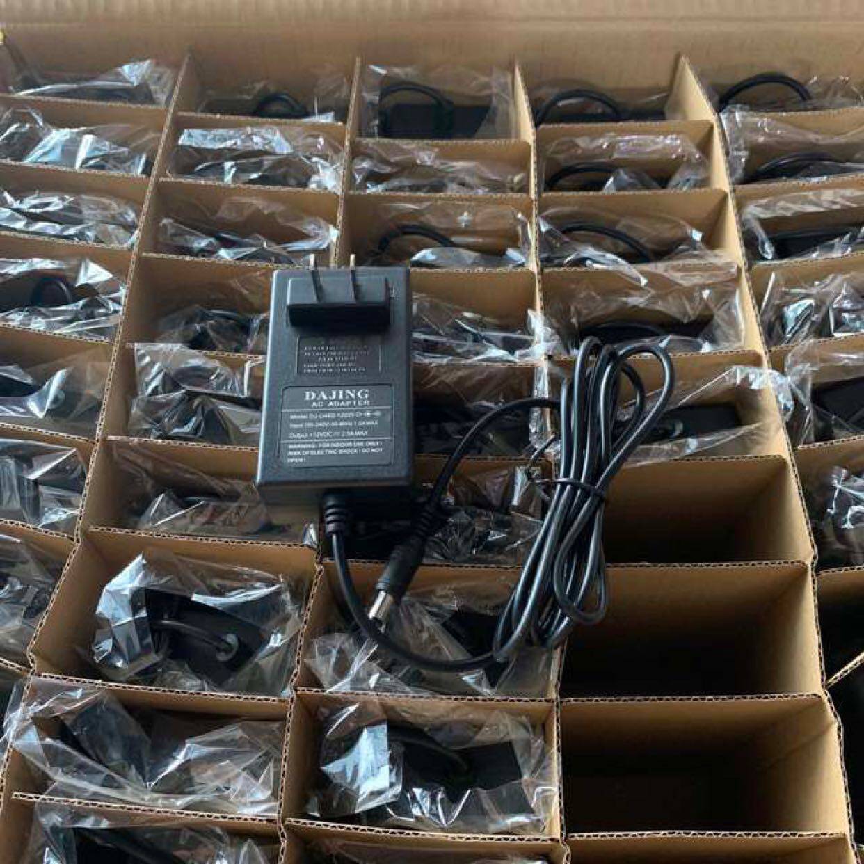 适用24寸液晶液晶显示显示器12v25ahkc电源适配器变压器显示屏