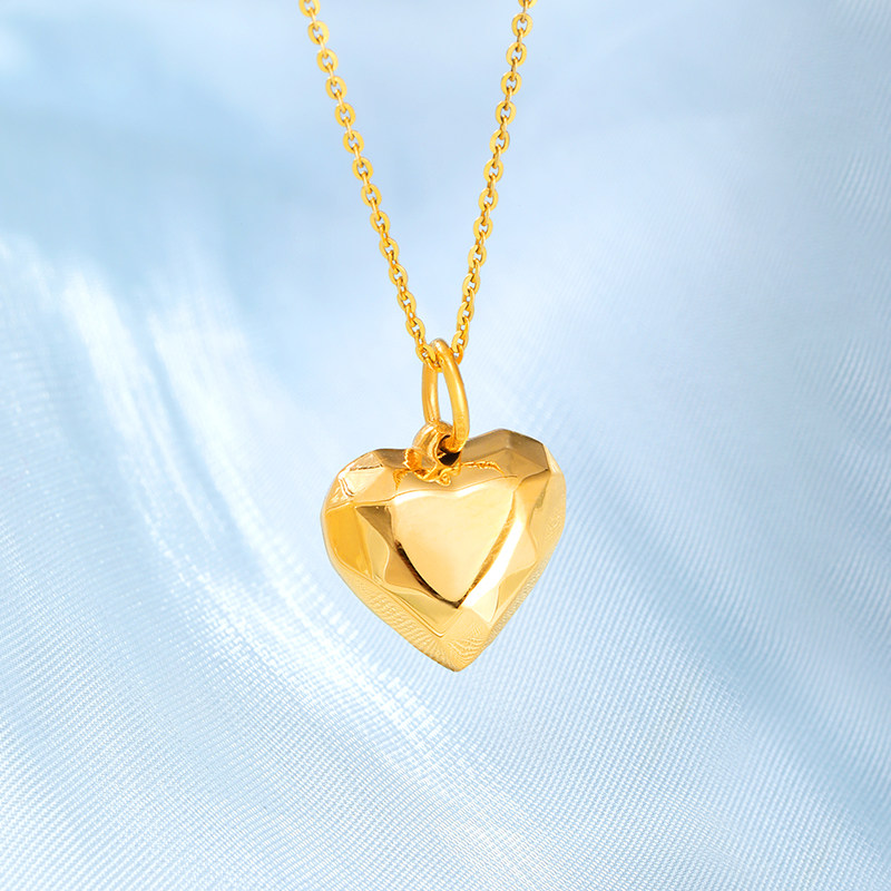 千叶珠宝5g黄金足金吊坠闪耀之心爱心挂坠时尚颈饰