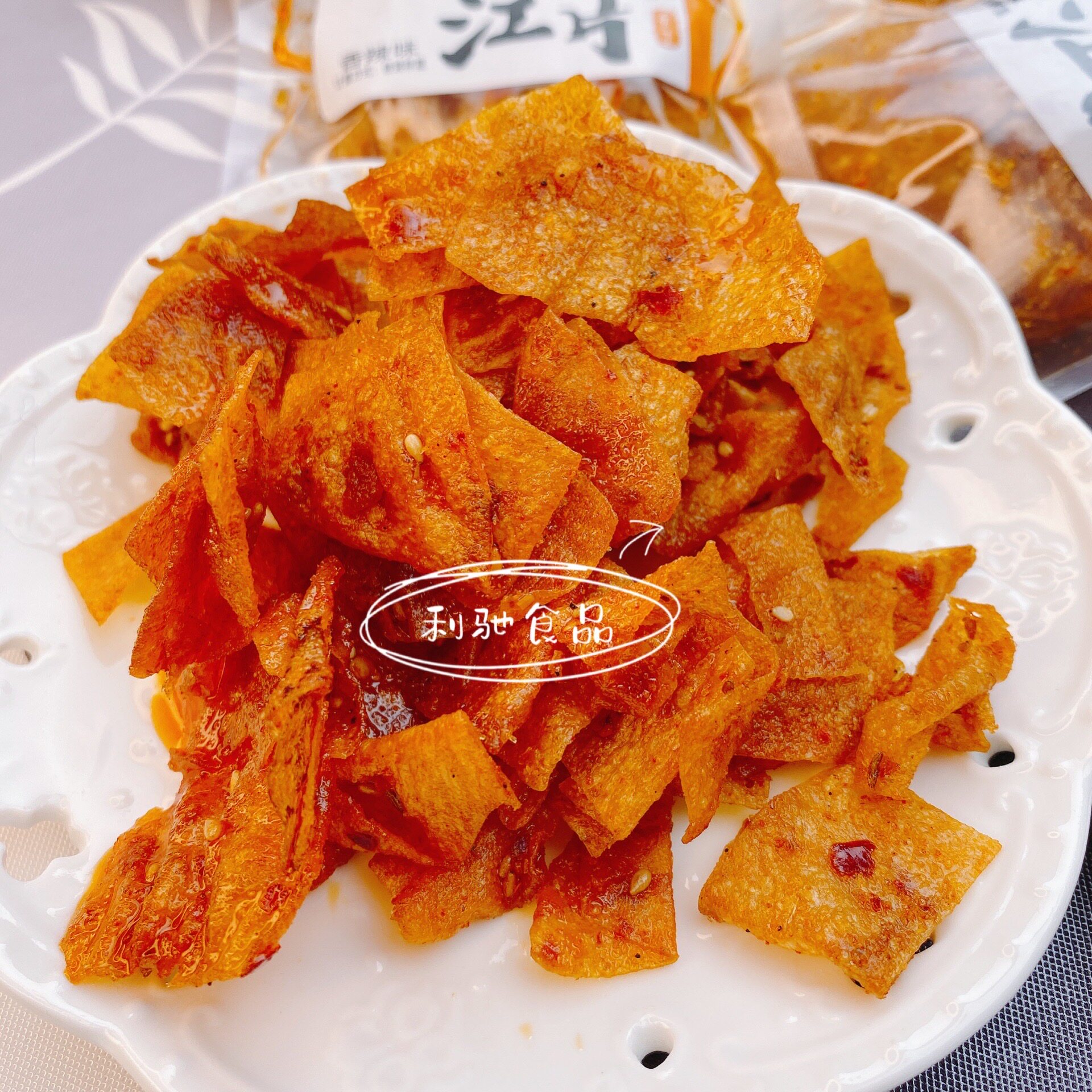 印味辣条平江香辣巧豆皮豆片湖南辣片8090儿时回忆小包装网红零食