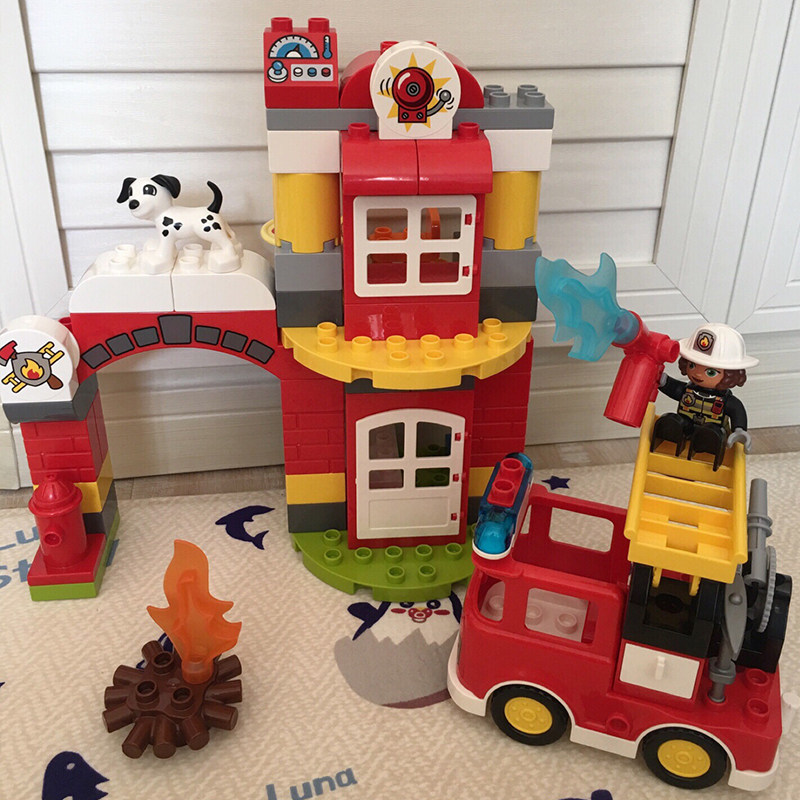 lego乐高积木10903消防局出动得宝颗粒男女女孩塑料积木