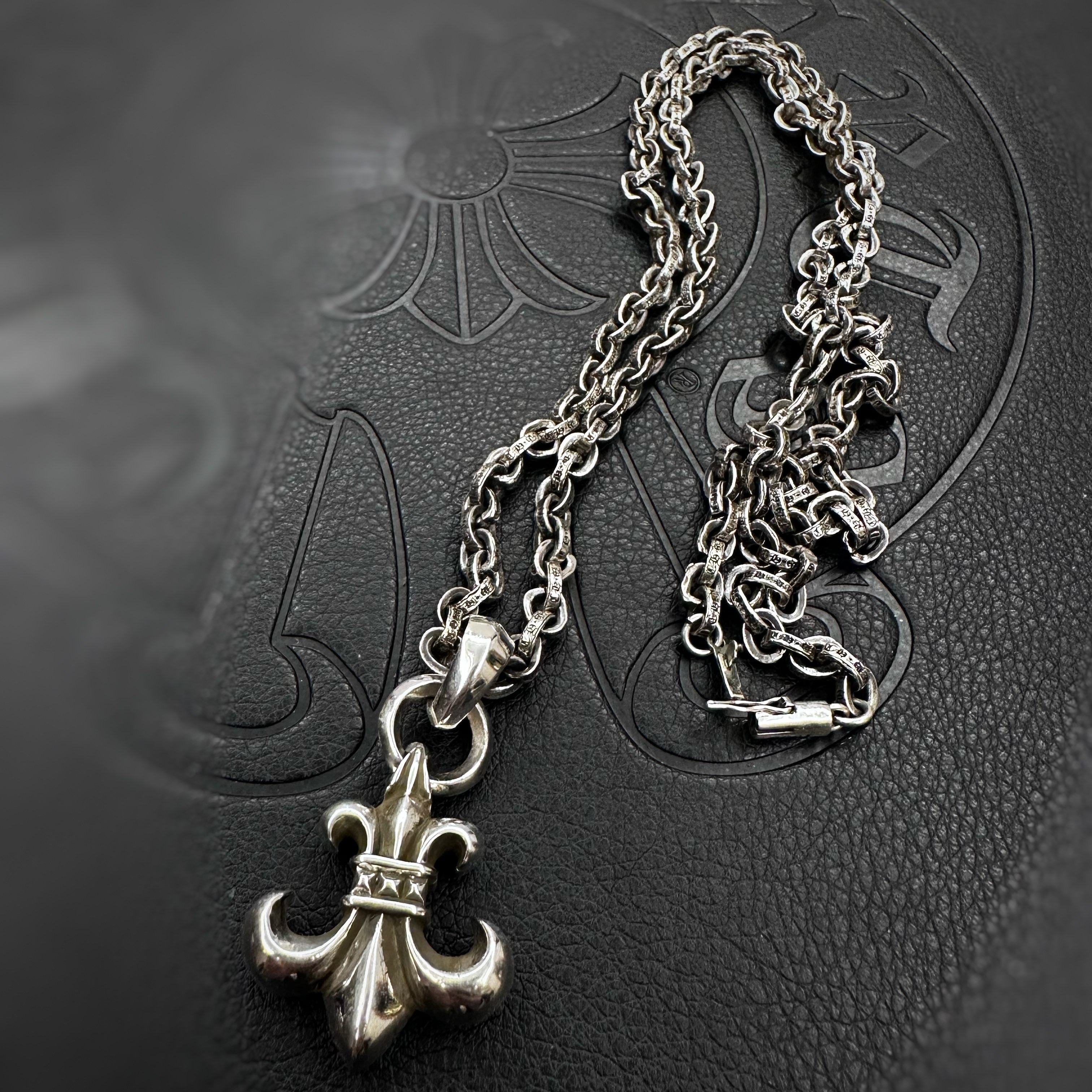 克罗心中号带环童军花吊坠项链ch饰品个性男女项坠