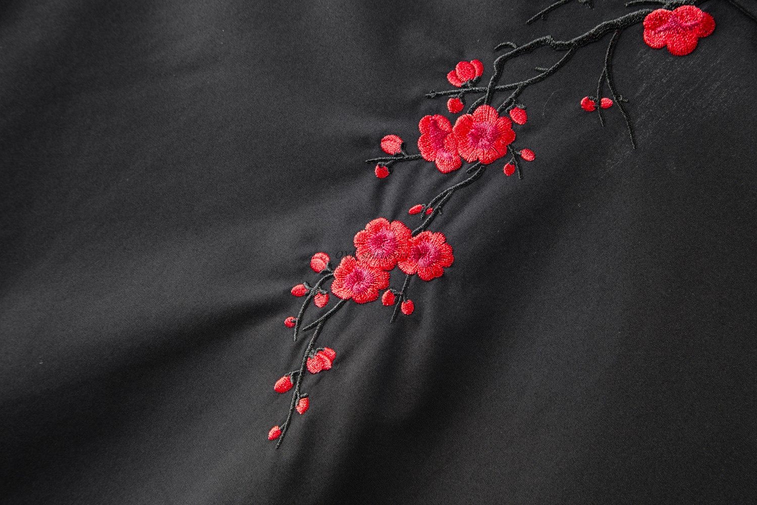 刺绣梅花中国国风秋季新款花枝微弹修身走秀衬衫