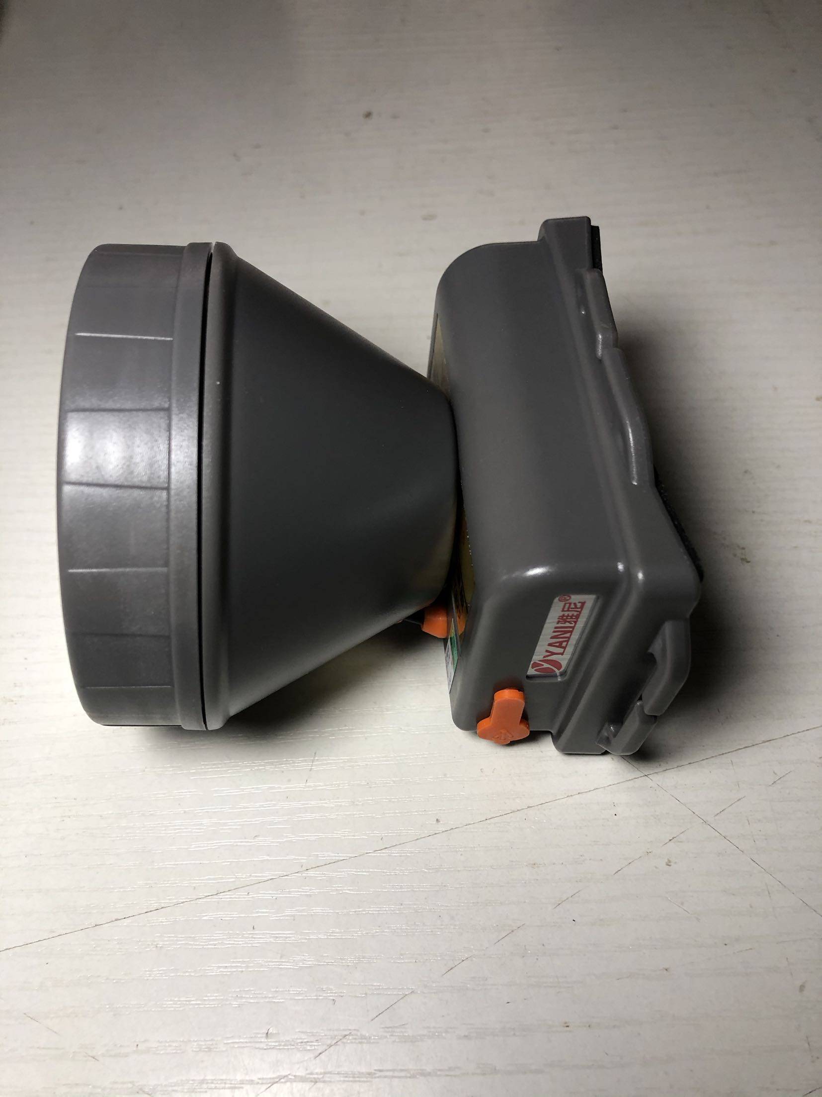 雅尼led头灯强光充电超亮头戴手电筒户外超长头灯