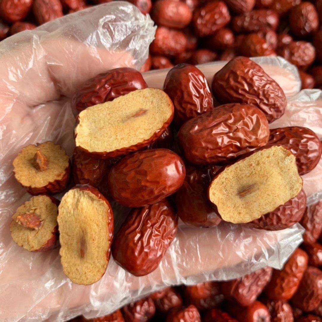 红枣新疆若羌灰枣自然自然风风干吊干枣红零食枣