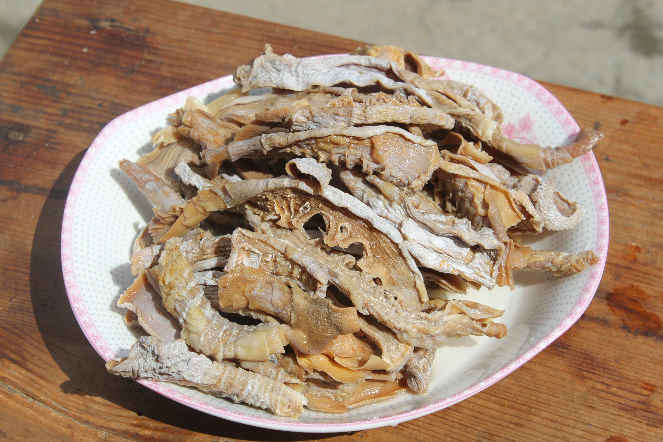 笋干临安毛笋干竹笋饭店酒店餐桌美食小吃零食笋类制品