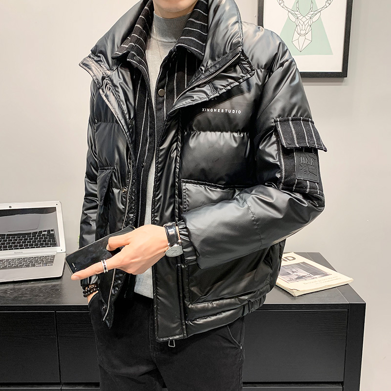 羽绒服男2021年新款冬季潮牌短款轻薄保暖假两件加厚男士冬装外套