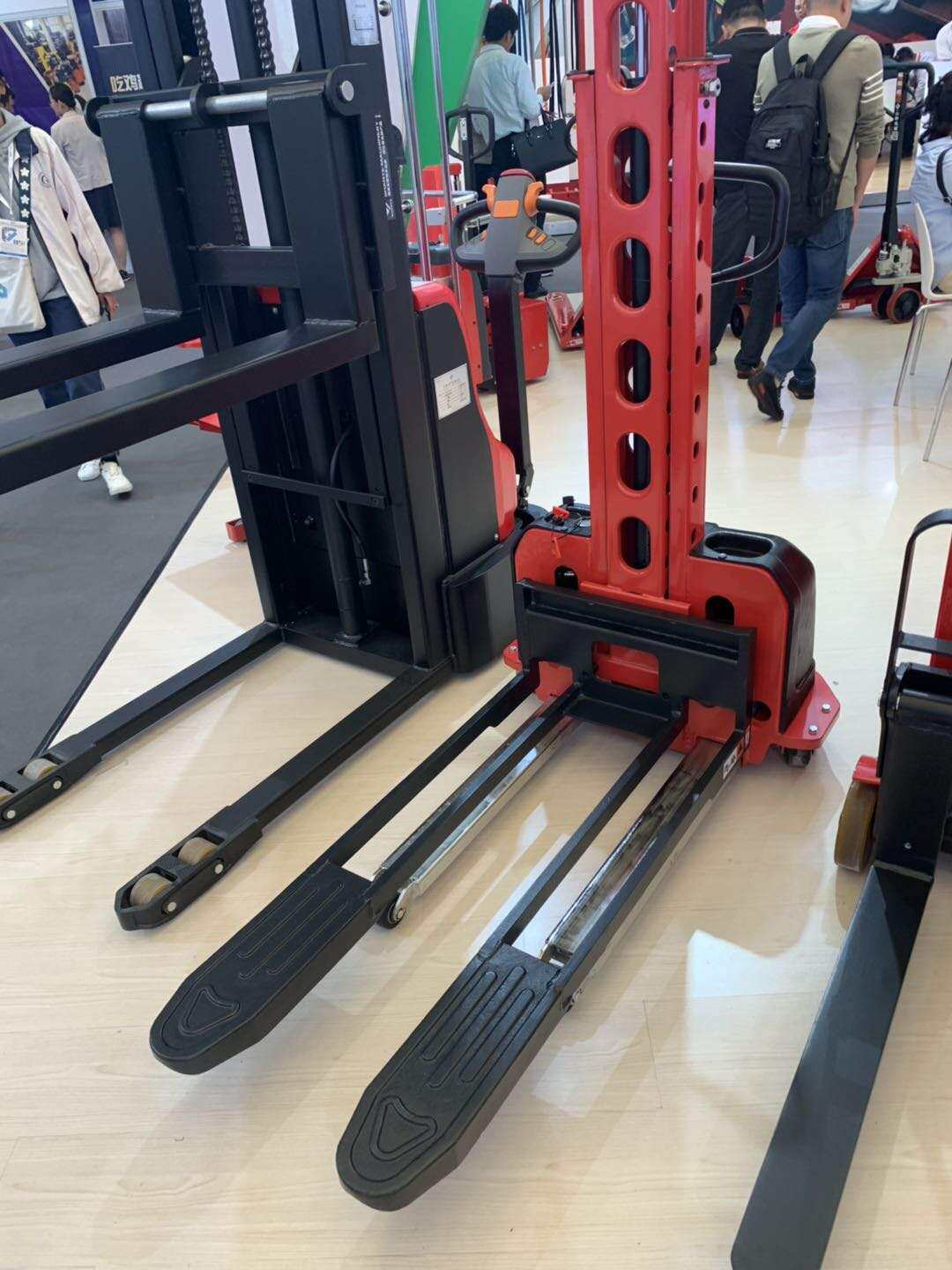 电动载重500公斤自体登高叉车自动上下车小巧随车液压装卸车