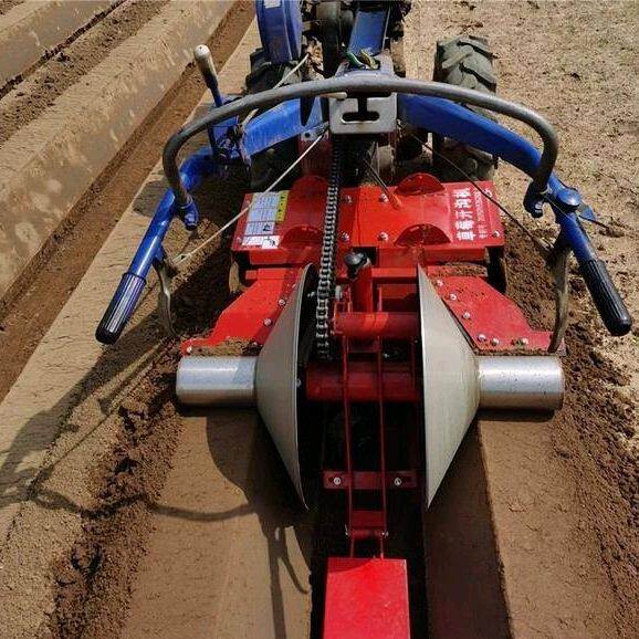 新式草莓开沟起垄机一次成型配套常州手扶拖拉机大棚耕种机械