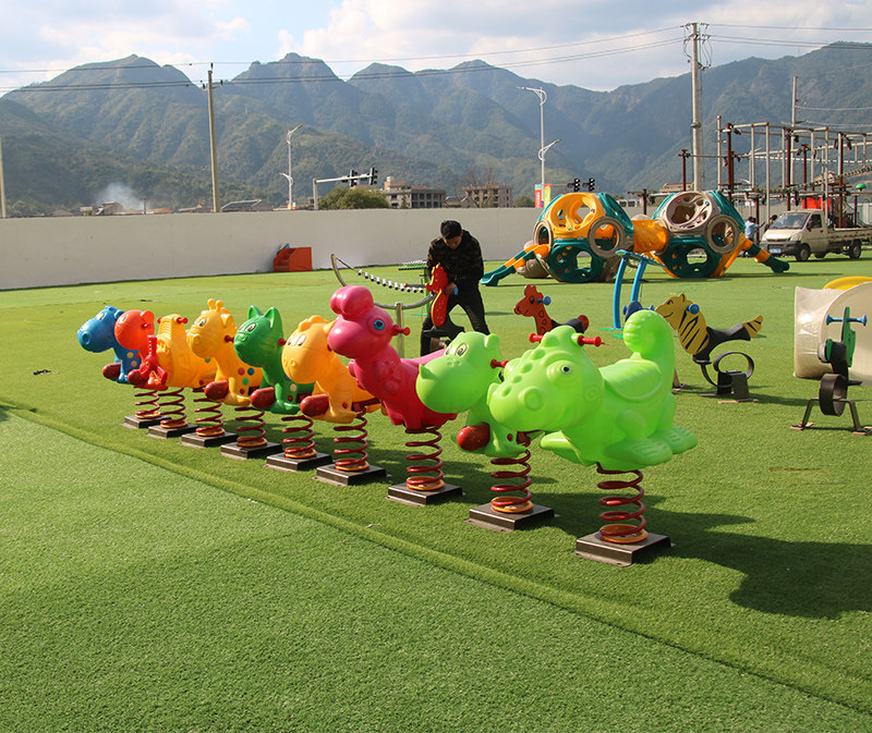 幼儿园室外弹簧摇马公园小区游乐场儿童木马户外摇马