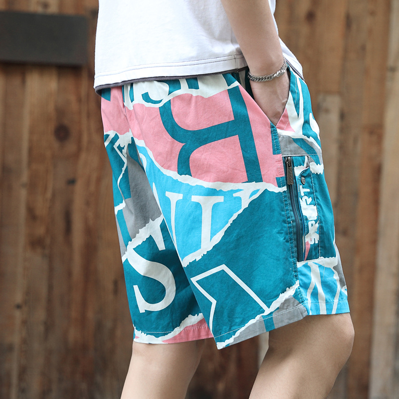 男士休闲短裤外出大裤衩宽松五分裤夏季潮牌印花沙滩裤口袋拉链潮