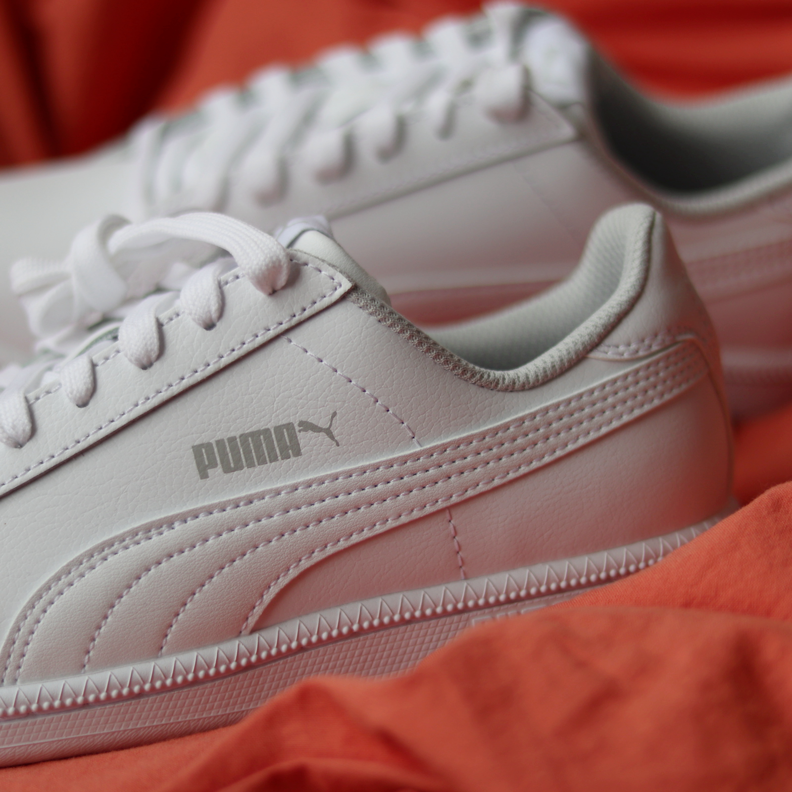 彪马pumasmash经典纯白色男女女同小白鞋皮质休闲板鞋