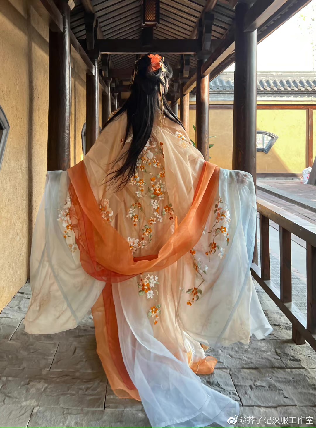 芥子记【玉人歌】 绣花大袖衫可拖尾齐胸襦裙汉服女 一片式齐胸裙