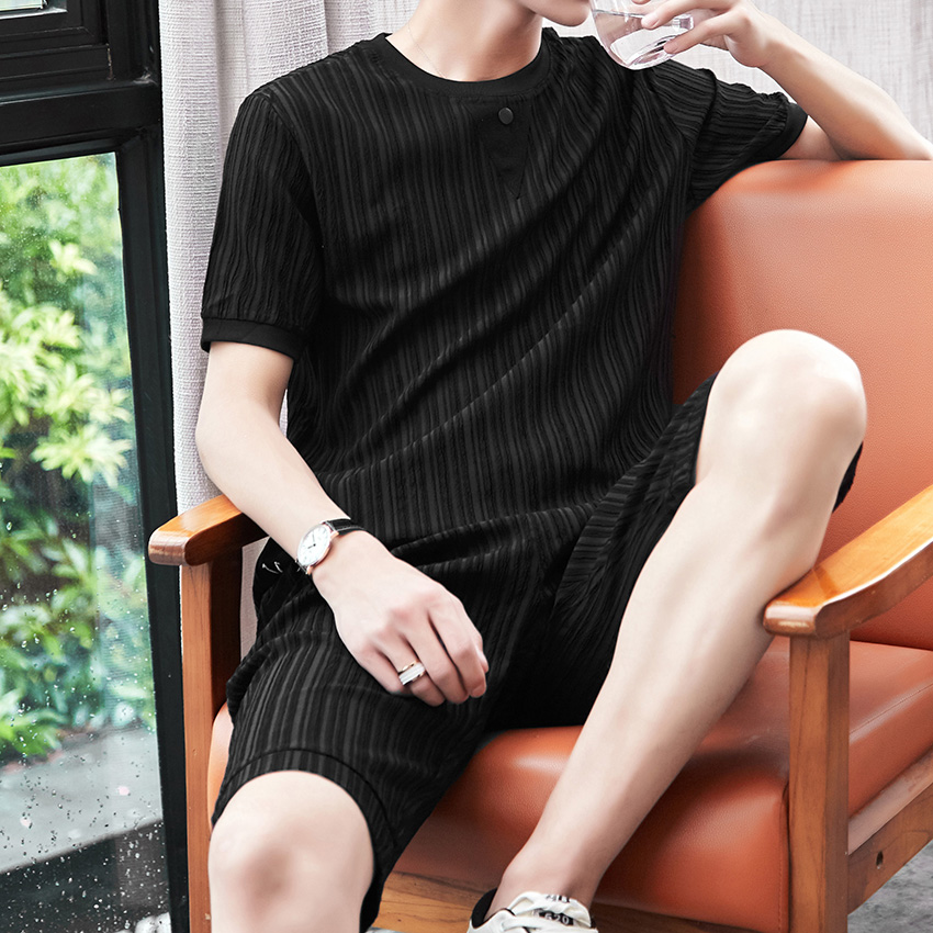 冰丝T恤套装男短袖夏季薄款潮流防晒衫棉麻百皱条纹短裤麻两件套