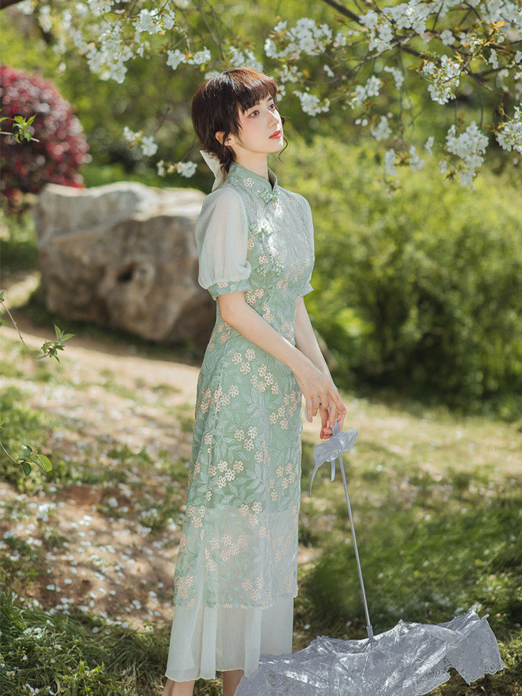 夏季新款改良旗袍小清新淡绿色雪纺刺绣可盐可甜旗袍