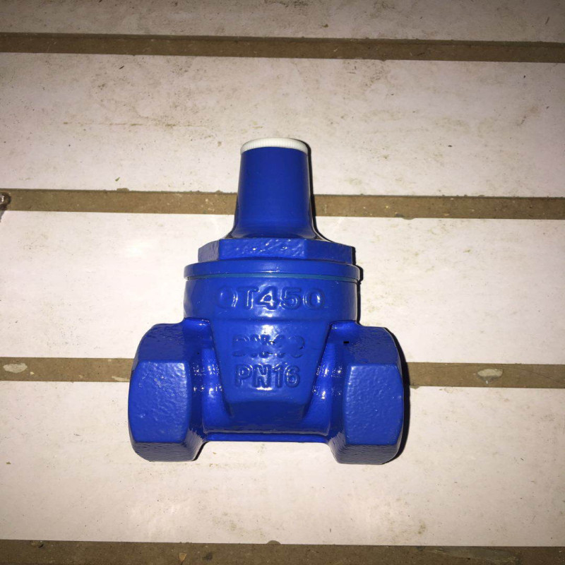 天津大站力字阀门z15x16q铸铁密封丝扣防盗锁闸阀闸阀