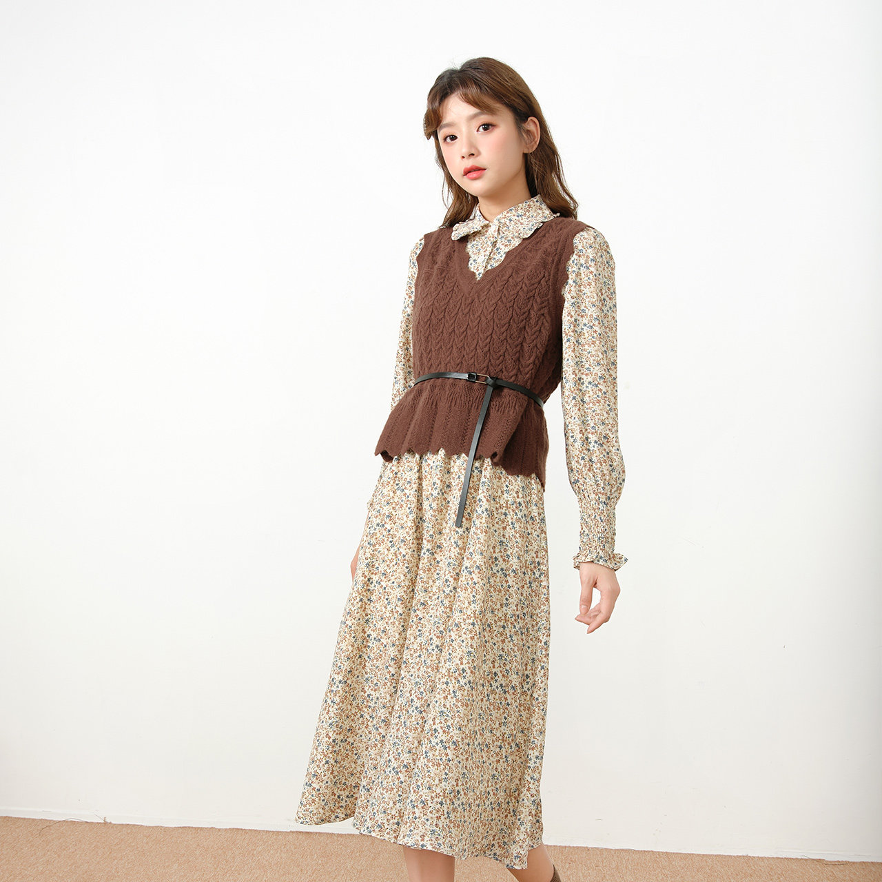 ief爱依服套装2020新款韩版温柔风潮碎花连衣裙时尚套装